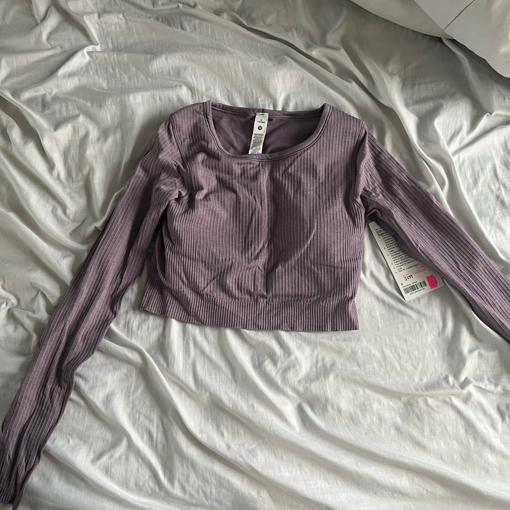 LULULEMON | Ebb to Street Long-Sleeve Shirt | size 6 | purple shirt